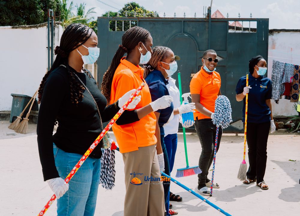 UrbanSite cleaning crew with tools